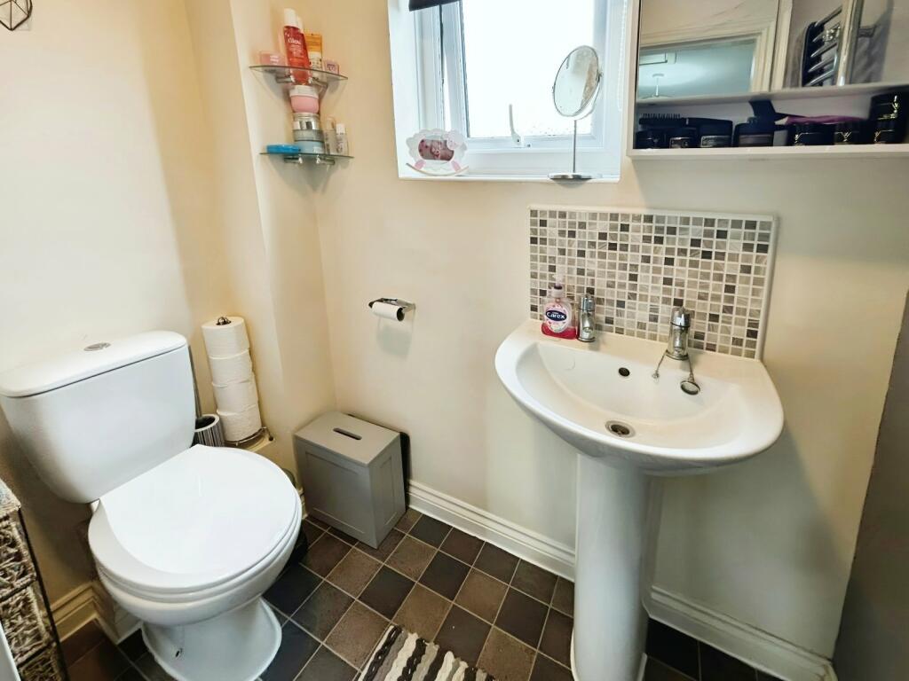 Additional property image - Conway Grove, Blacon, Chester, Cheshire, CH1
