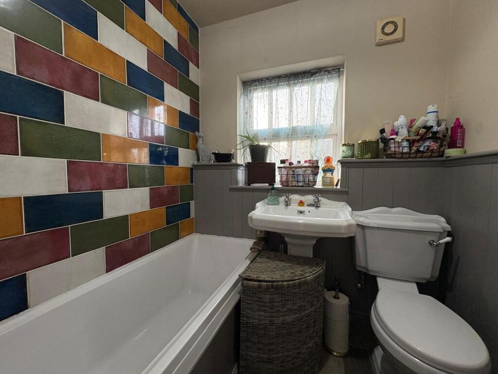 Additional property image - Newton Hall Drive, Chester, Cheshire, CH2