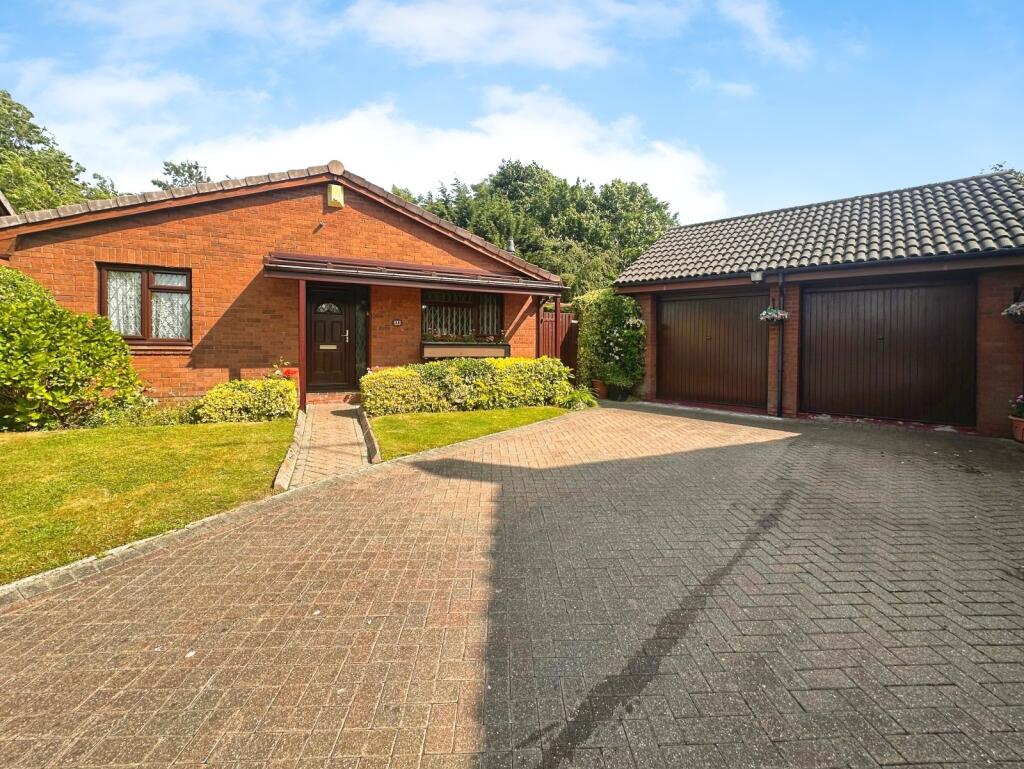 Main image of property: Vincent Drive, Chester, Cheshire, CH4