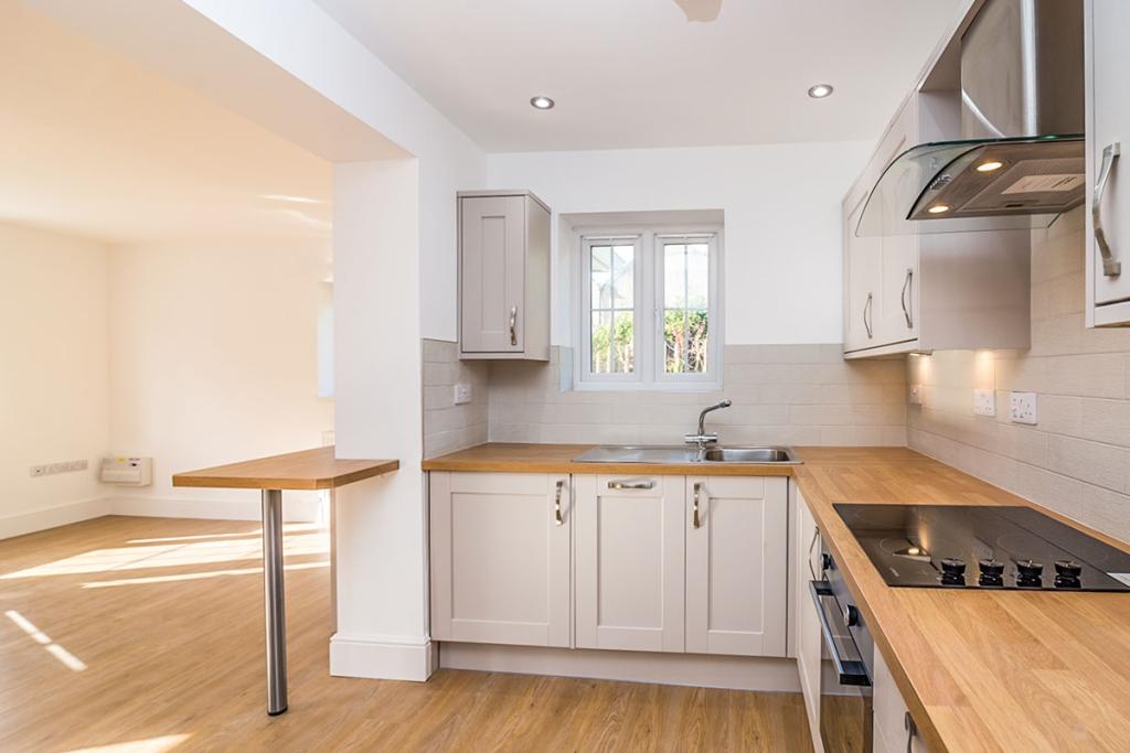 2 bedroom bungalow for sale in Weaverthorpe, Malton, North Yorkshire, YO17