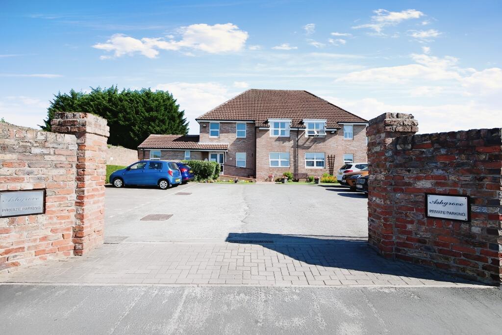 1 bedroom apartment for sale in The Village, Haxby, York, North