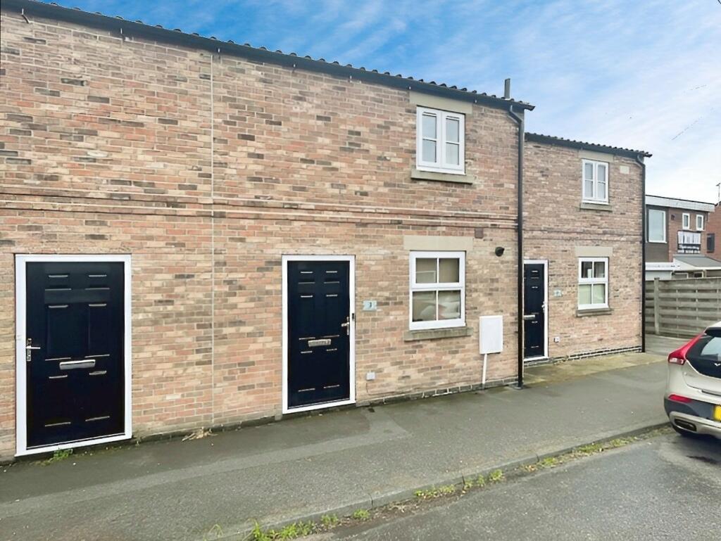 2 bedroom terraced house for sale in South Lane, Haxby, York, North