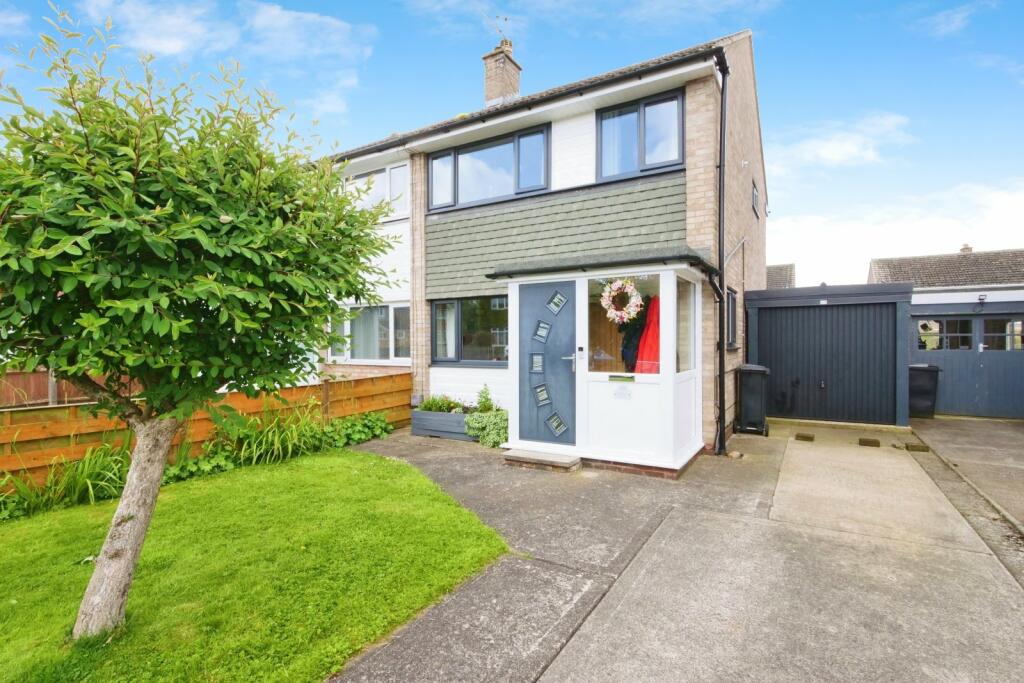 3 bedroom semidetached house for sale in Ash Lane, Haxby, York, North