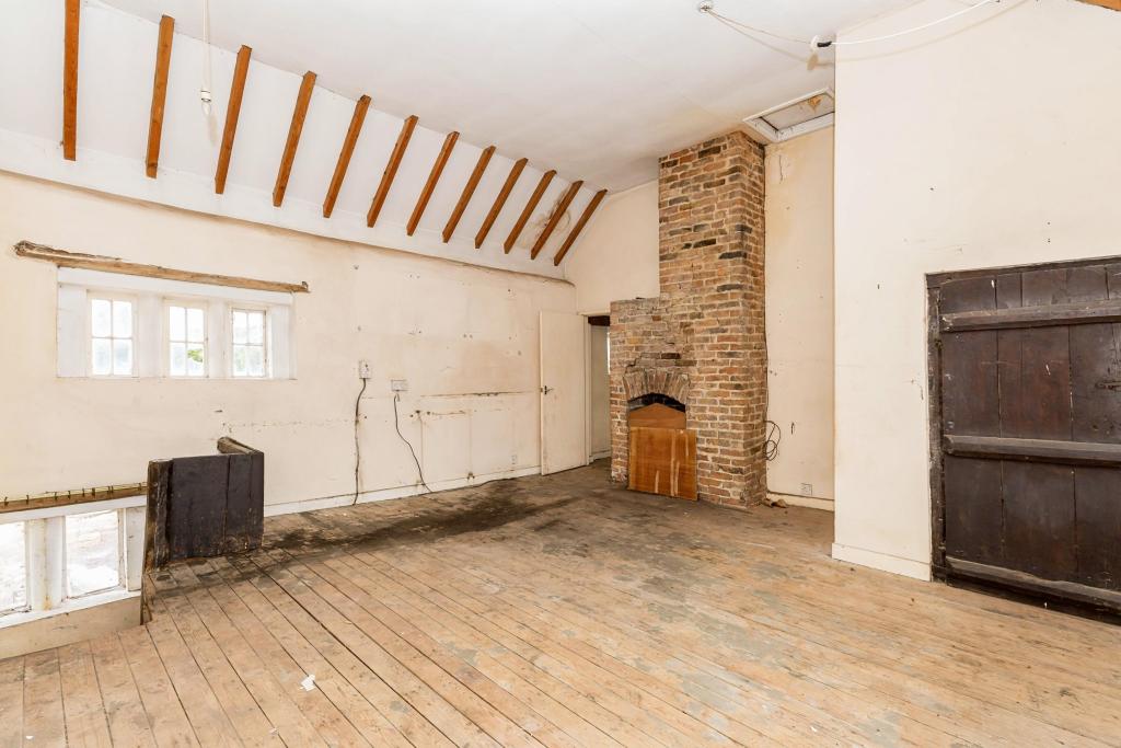 5 bedroom detached house for sale in Delph Lane, Charnock Richard