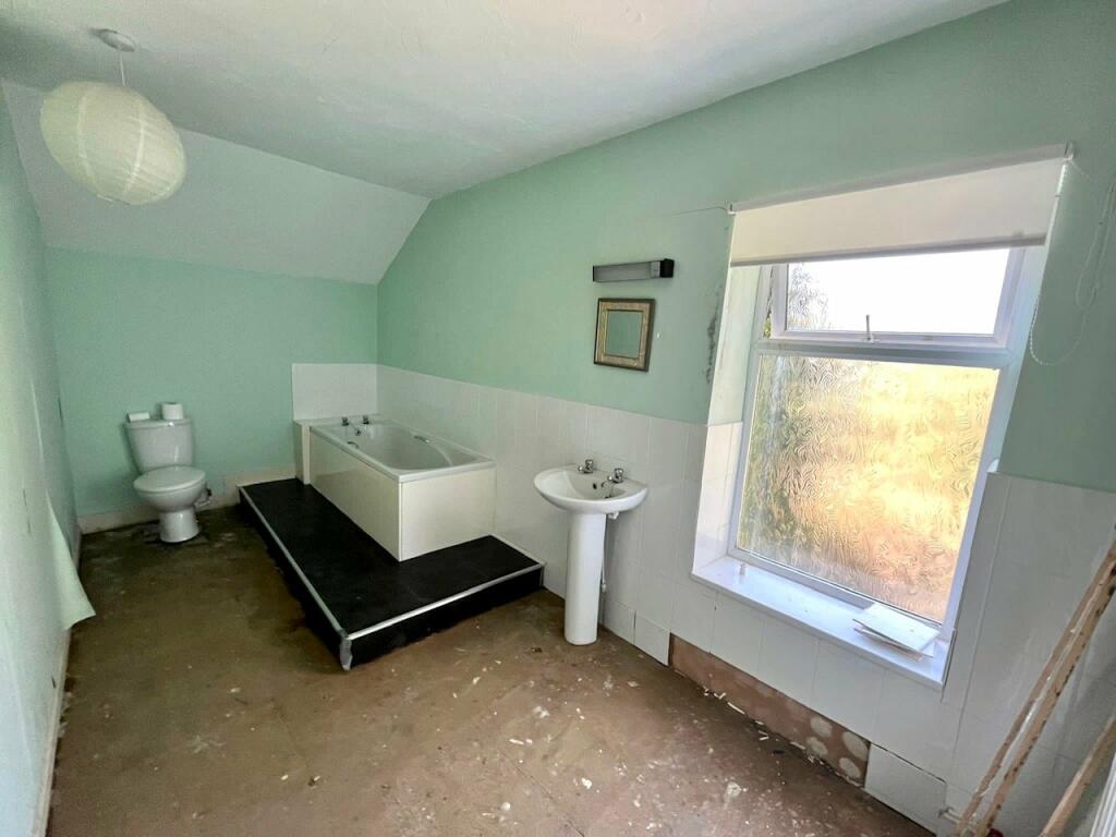 6 bedroom detached house for sale in Charlestown, Hebden Bridge, West Yorkshire, HX7