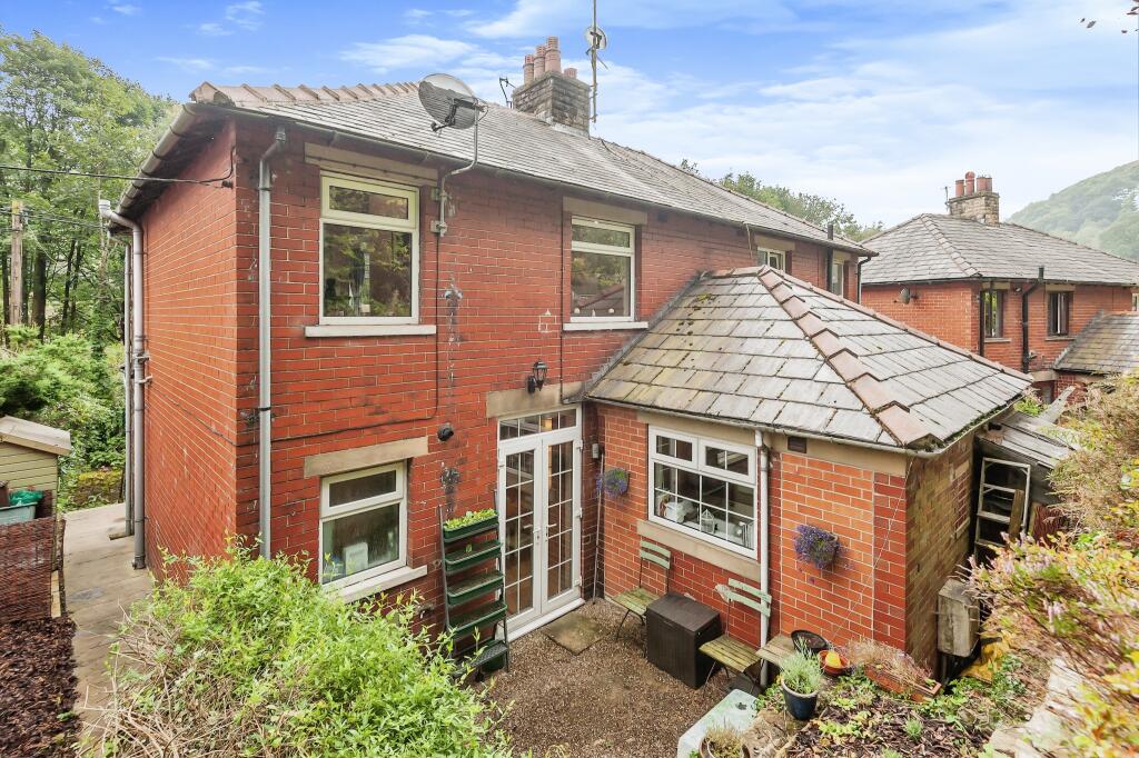 2 bedroom semidetached house for sale in Underbank Avenue, Charlestown, Hebden Bridge, HX7