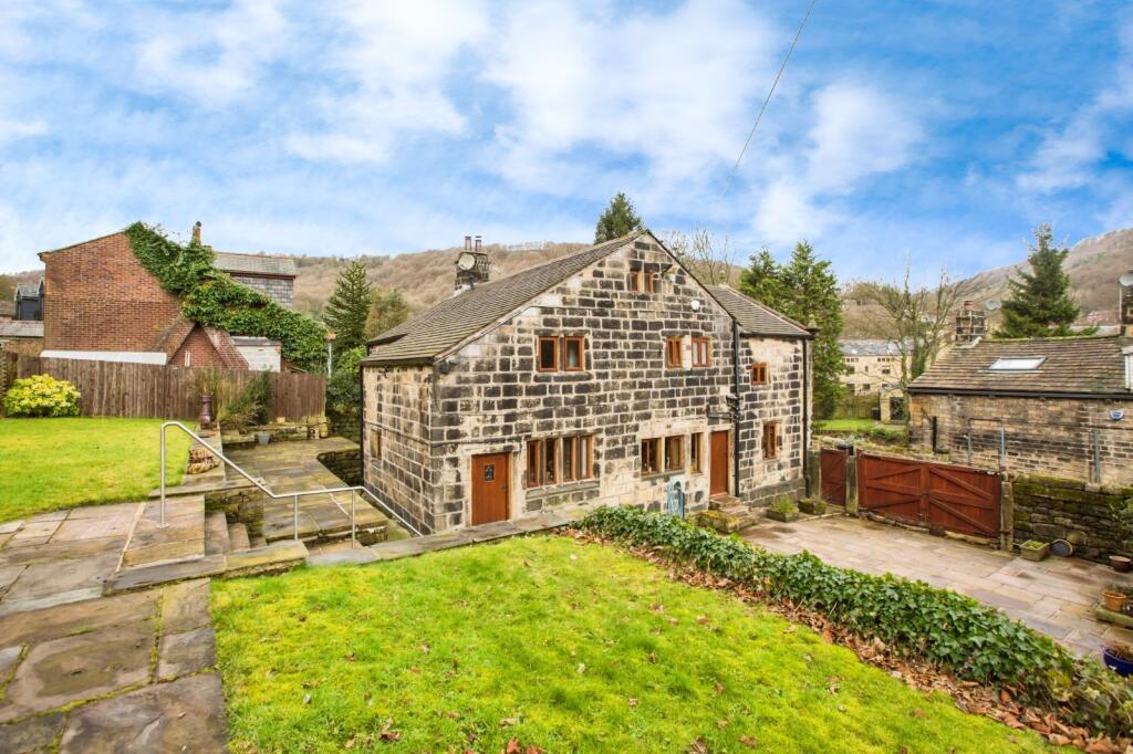 Main image of property: Stubbing Square, Hebden Bridge, HX7