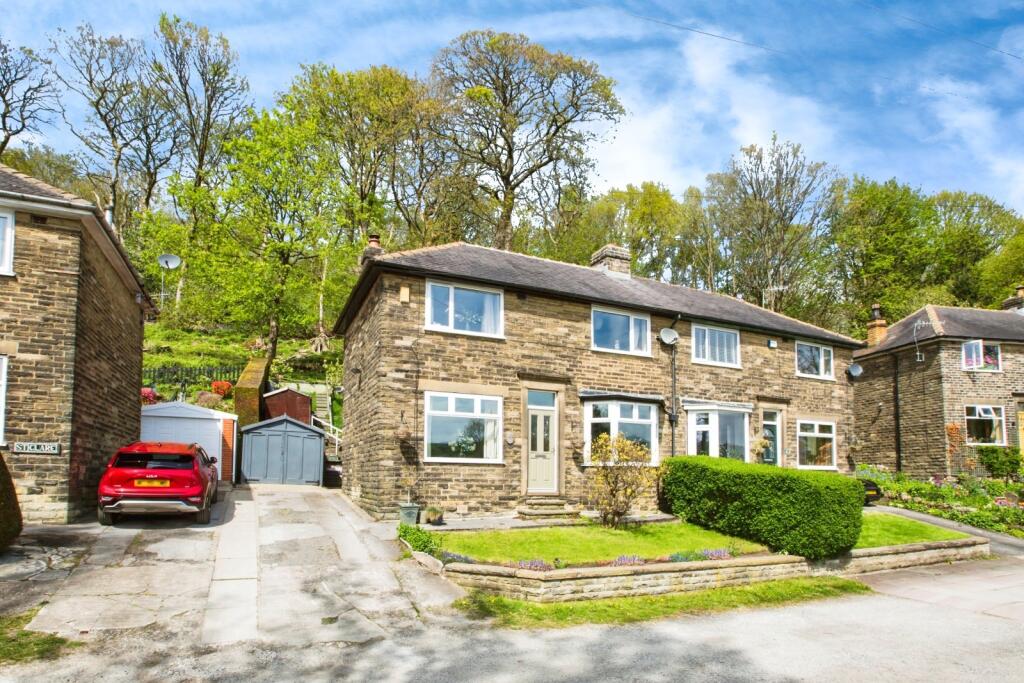 Main image of property: Sunnyside, Todmorden, OL14