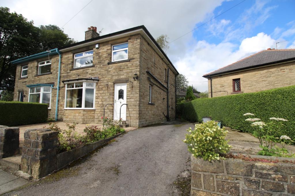 4 bedroom semidetached house for sale in Hepton Drive, Heptonstall, Hebden Bridge, West