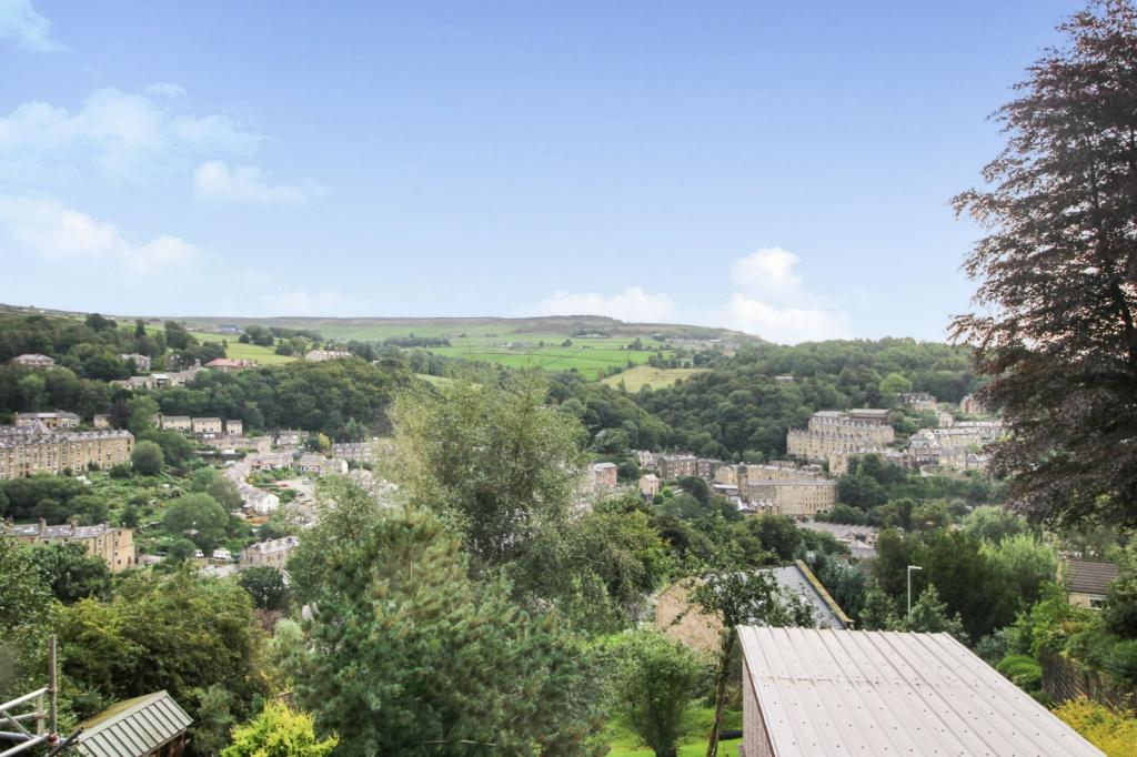 5 bedroom detached house for sale in Cross Lanes, Hebden Bridge, West