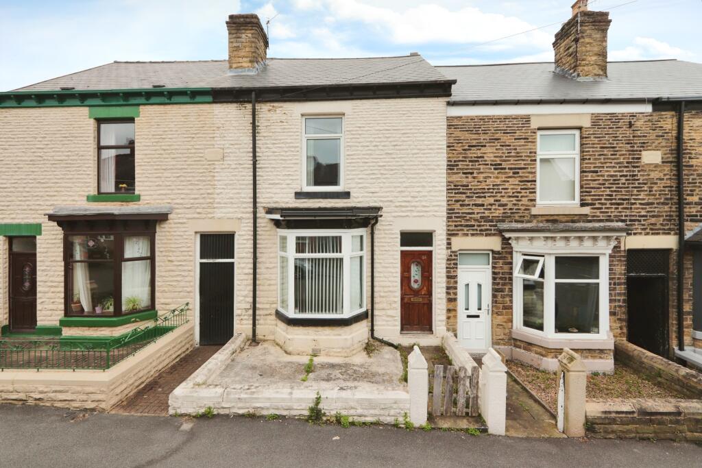 3 bedroom terraced house for sale in Dixon Road, Sheffield, South