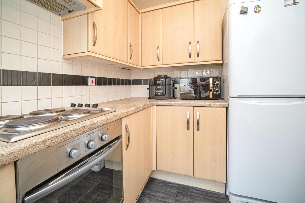 2 bedroom apartment for sale in Chandlers Court, Victoria Dock, Hull