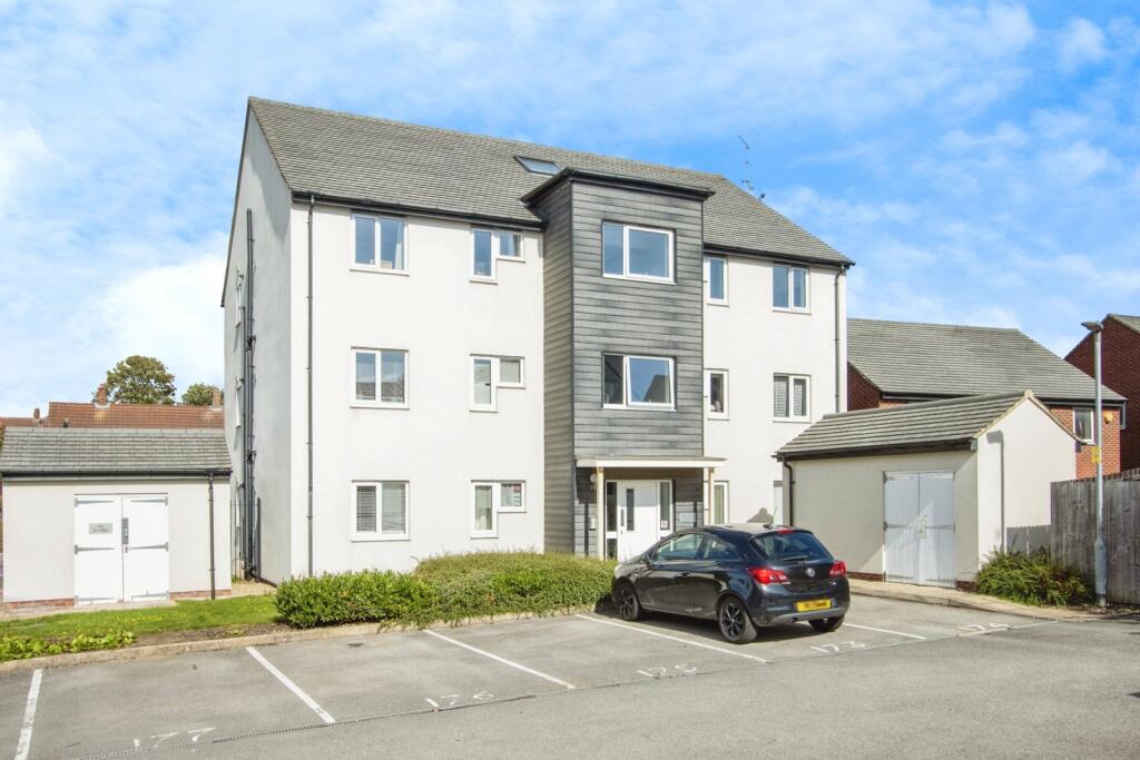 Main image of property: Parkside Crescent, Seacroft, Leeds, West Yorkshire, LS14