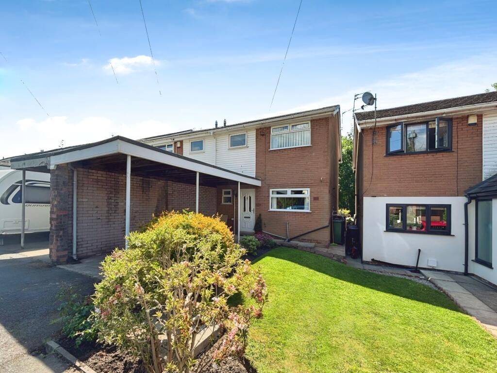Main image of property: Clough Fold Road, Hyde, Greater Manchester, SK14