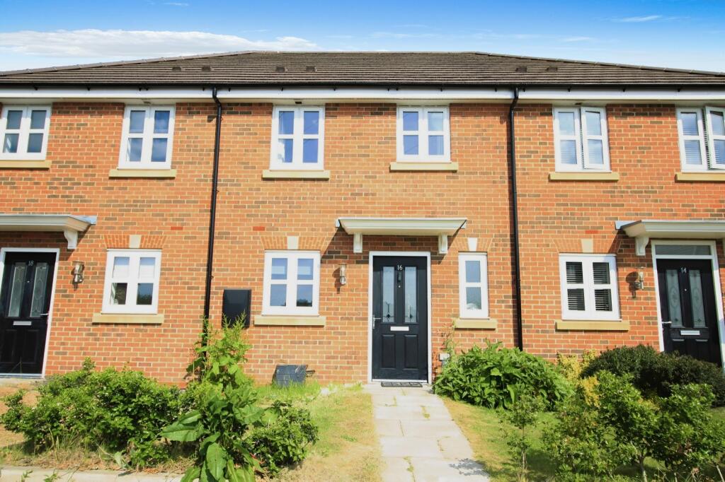 3 bedroom terraced house for sale in Huddleston Place, Farington Moss