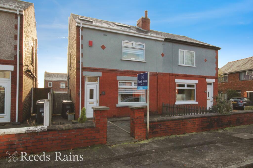 2 bedroom semi-detached house