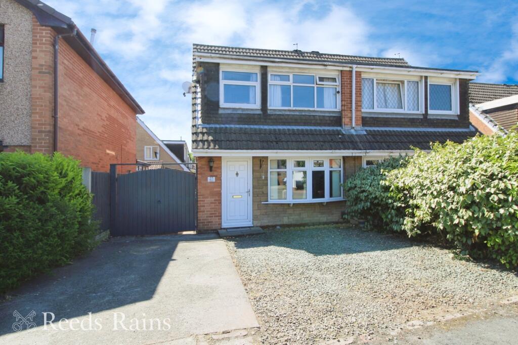 Main image of property: Larchwood Crescent, Leyland, Lancashire, PR25