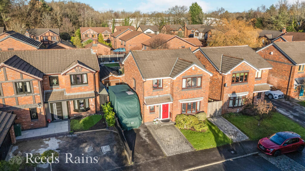 Main image of property: Cam Wood Fold, Clayton-le-Woods, Chorley, Lancashire, PR6