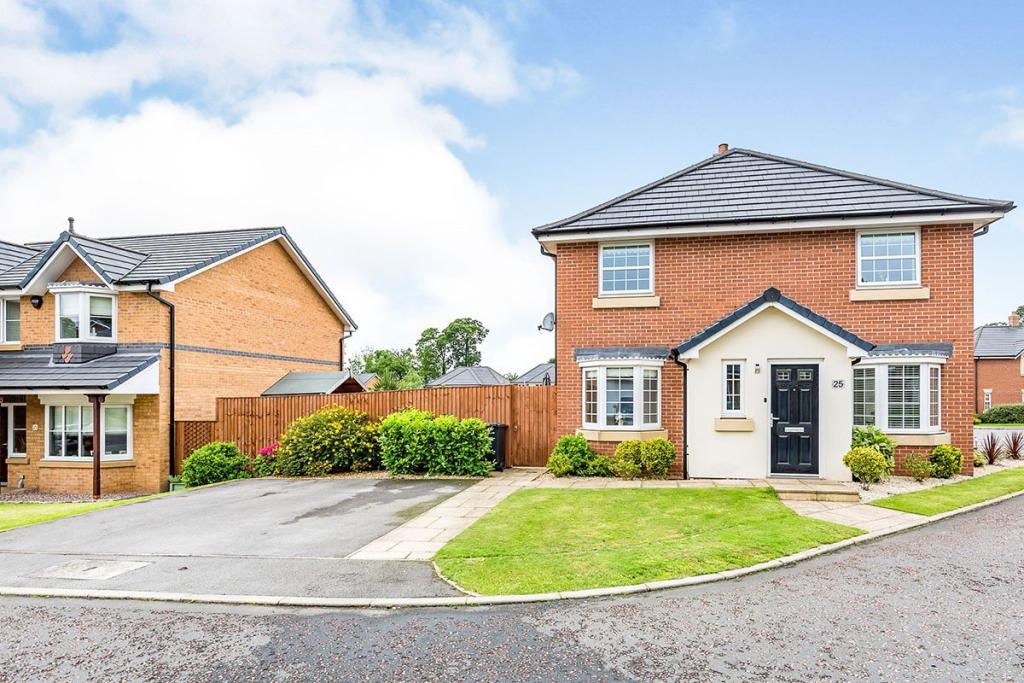 3 bedroom semidetached house for sale in Boardman Close, Farington