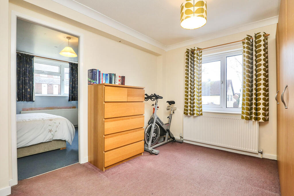 3 bedroom link detached house for sale in Lilac Close, South Anston