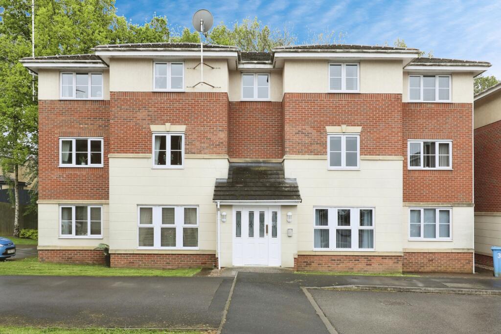 2 bedroom apartment for sale in Woodhouse Close, Rhodesia, Worksop