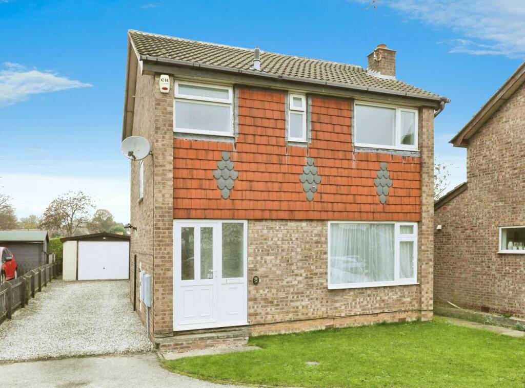 Main image of property: Furness Close, Dinnington, Sheffield, S25