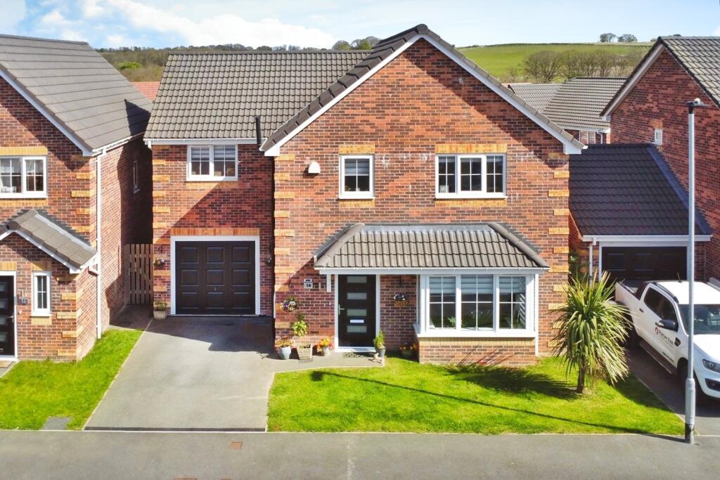 Main image of property: Fairfields Way, Aston, Sheffield, South Yorkshire, S26
