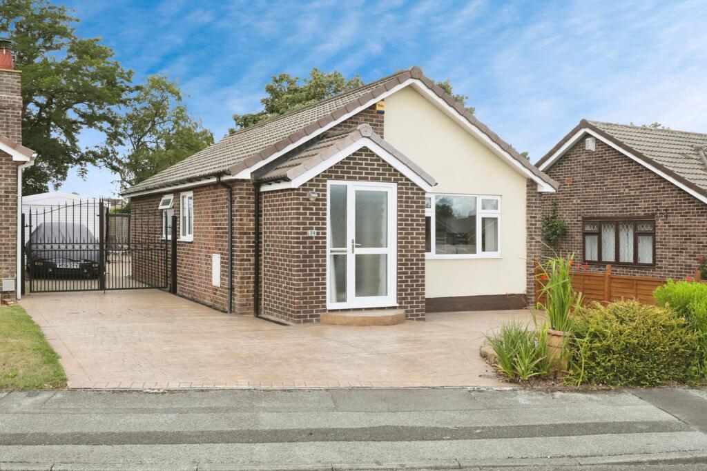 Main image of property: Hawthorne Avenue, South Anston, Sheffield, South Yorkshire, S25