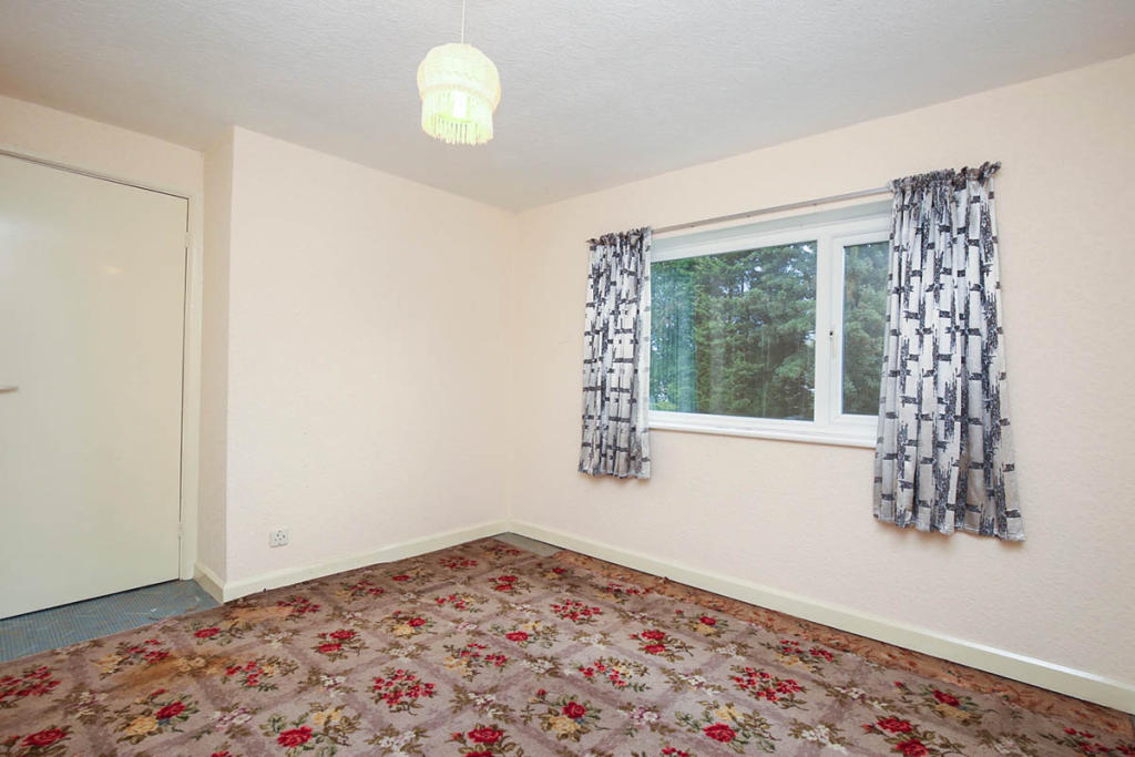 3 bedroom semidetached house for sale in Middleton Avenue, Dinnington