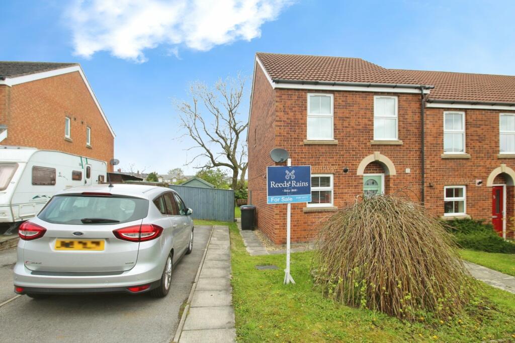 3 bedroom end of terrace house for sale in Meadowfield, Burnhope