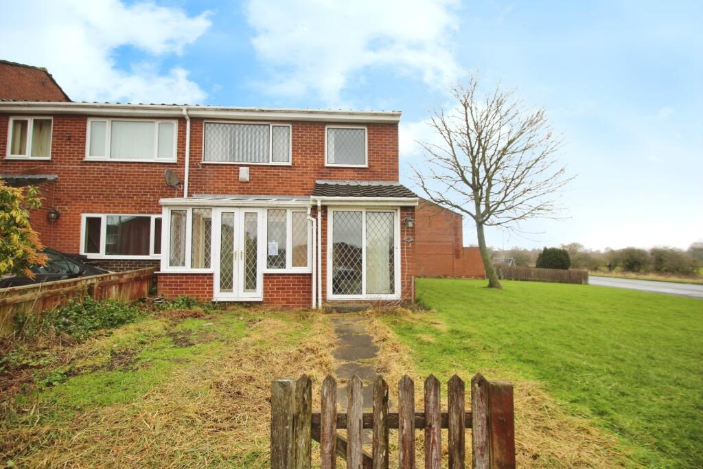 3 bedroom semi-detached house