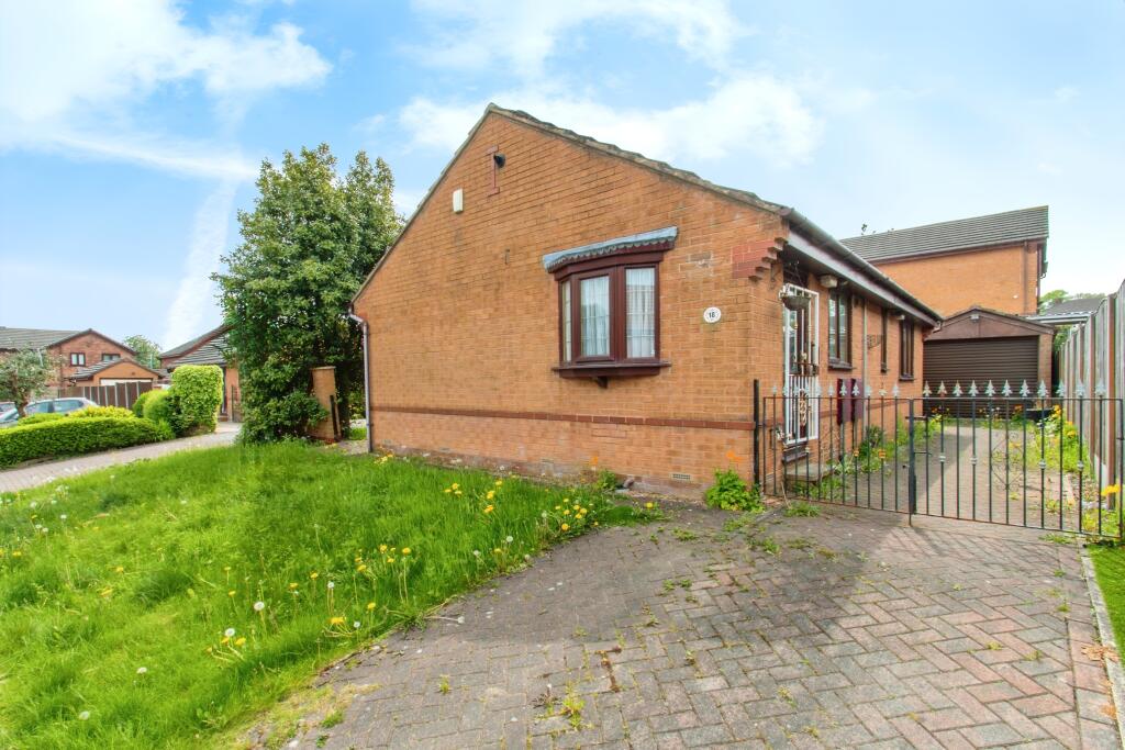 Main image of property: Glen Mount, Morley, Leeds, West Yorkshire, LS27