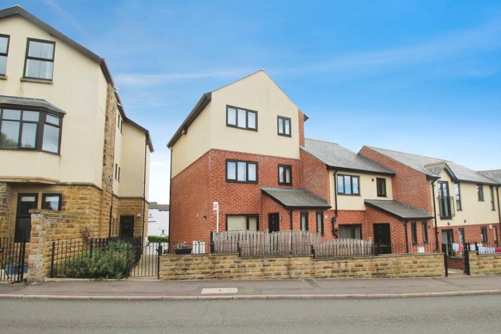Main image of property: Kirkgate, Birstall, Batley, West Yorkshire, WF17