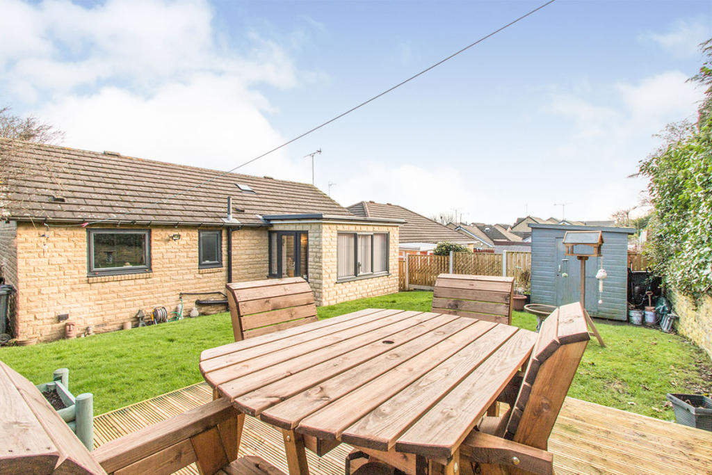 3 bedroom bungalow for sale in Appleby Way, Morley, Leeds, West Yorkshire, LS27