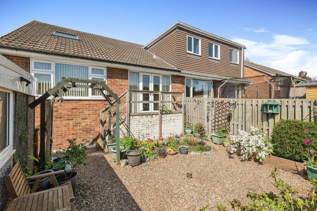 4 bedroom semidetached house for sale in Whitley Spring Road, Ossett