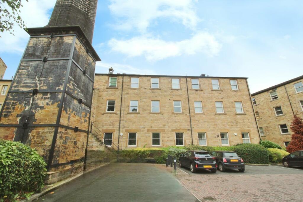 Main image of property: Textile Street, Dewsbury, West Yorkshire, WF13