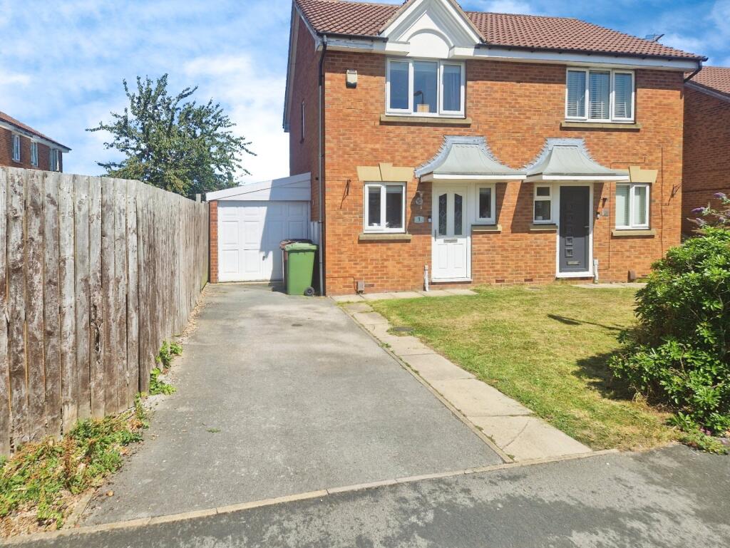 Main image of property: Berryfield Garth, Ossett, West Yorkshire, WF5