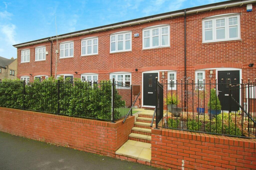 3 bedroom terraced house for sale in Gauntley Gardens, Billinge, Wigan