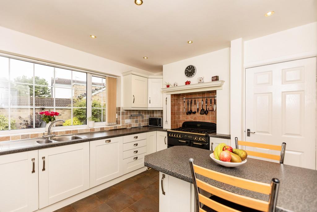 4 bedroom detached house for sale in Rectory Garth, Hemsworth