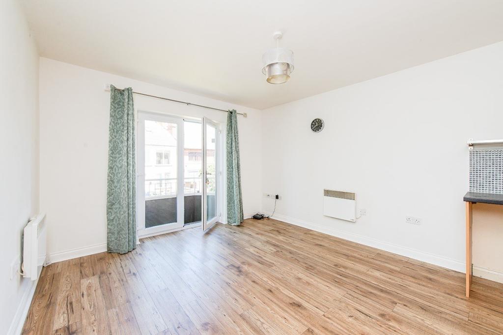 2 bedroom apartment for sale in Sandringham Court, Streethouse