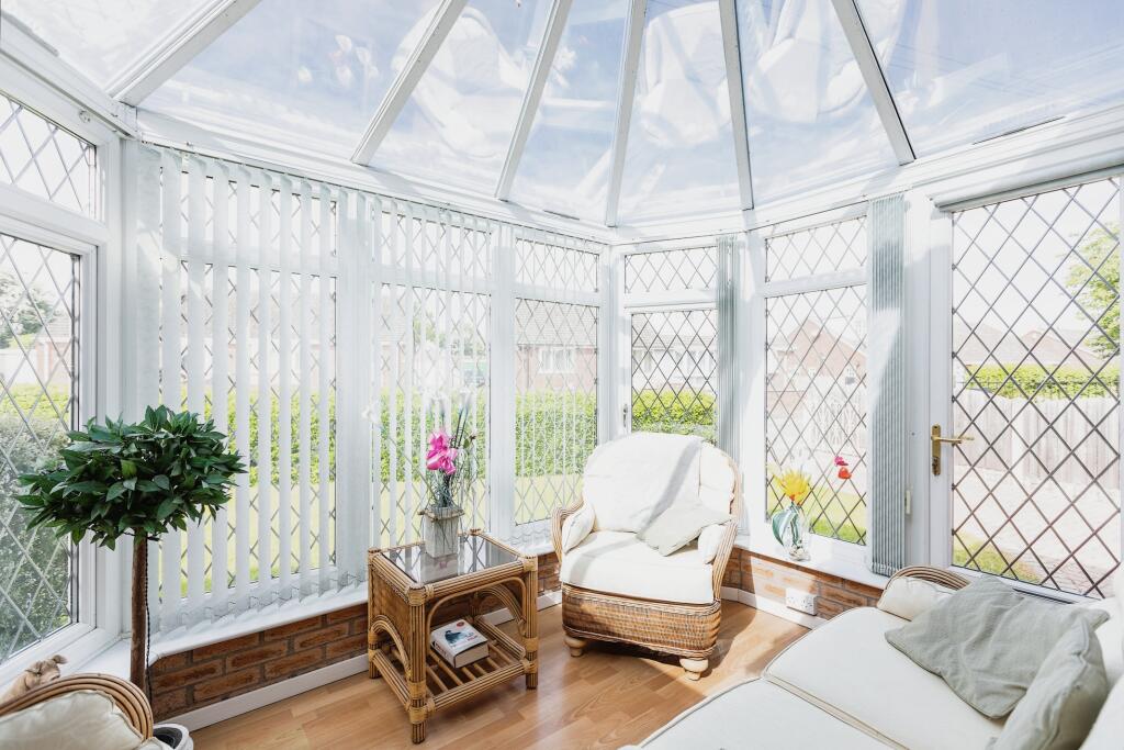 3 bedroom bungalow for sale in Pendennis Avenue, South Elmsall