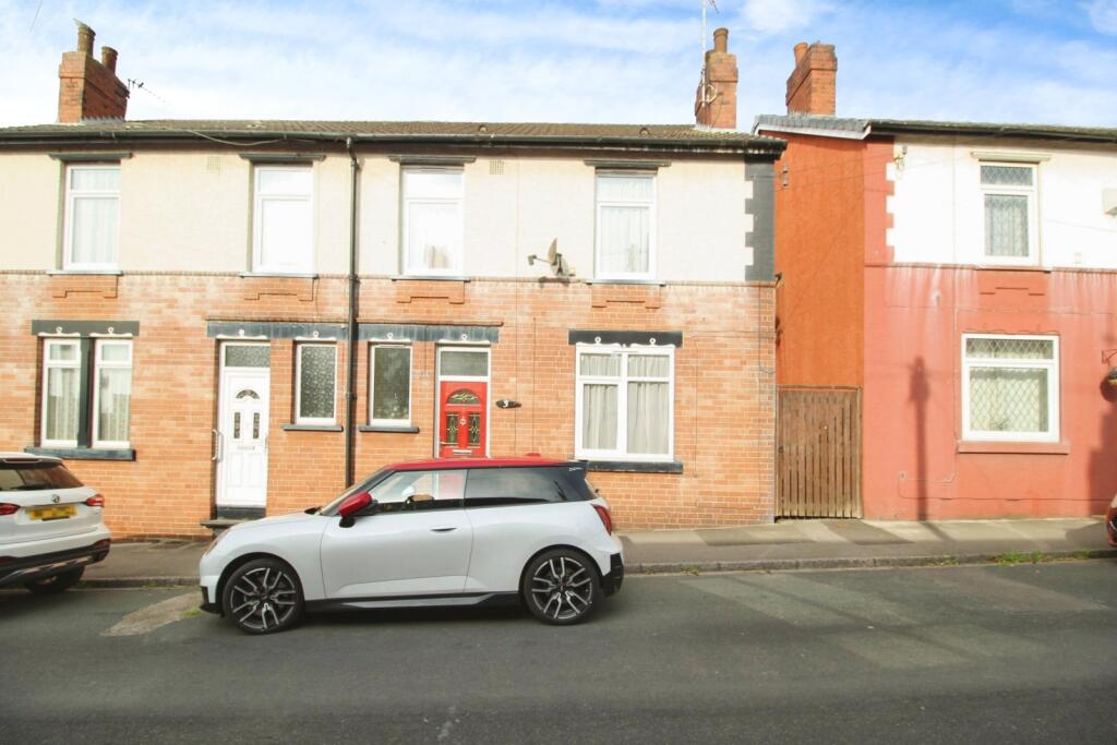 Main image of property: Mount Avenue, Hemsworth, Pontefract, West Yorkshire, WF9