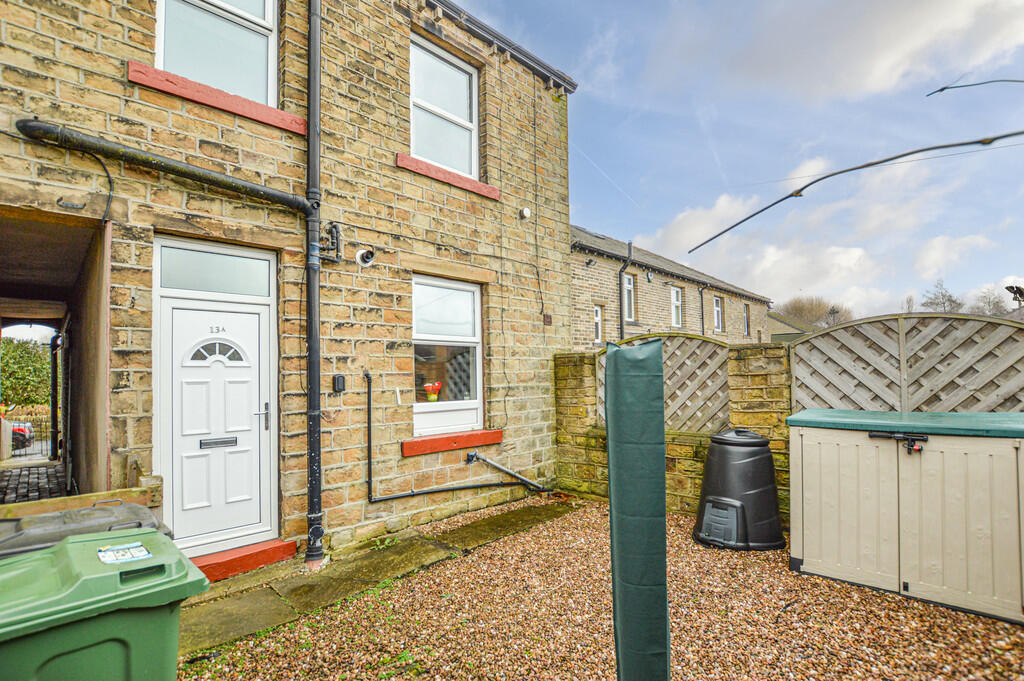 1 bedroom end of terrace house for sale in Highgate Lane, Lepton