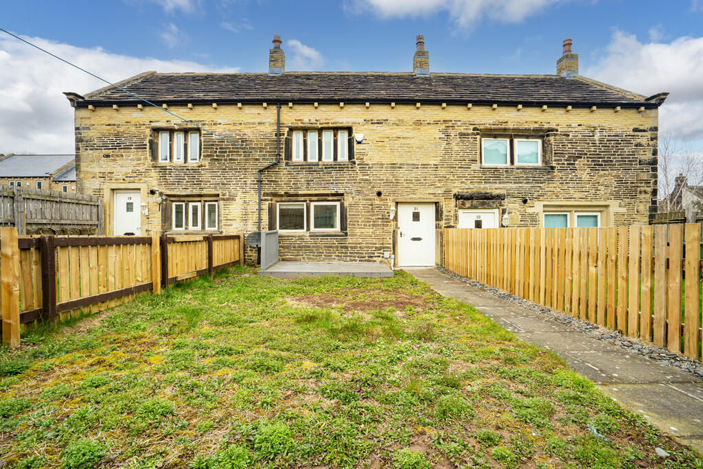 Main image of property: Towngate Fold, Meltham, Holmfirth