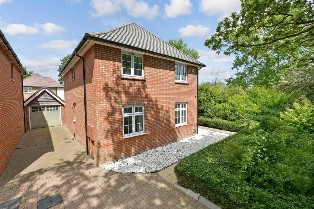 Main image of property: Sellars Way, Basildon, Essex