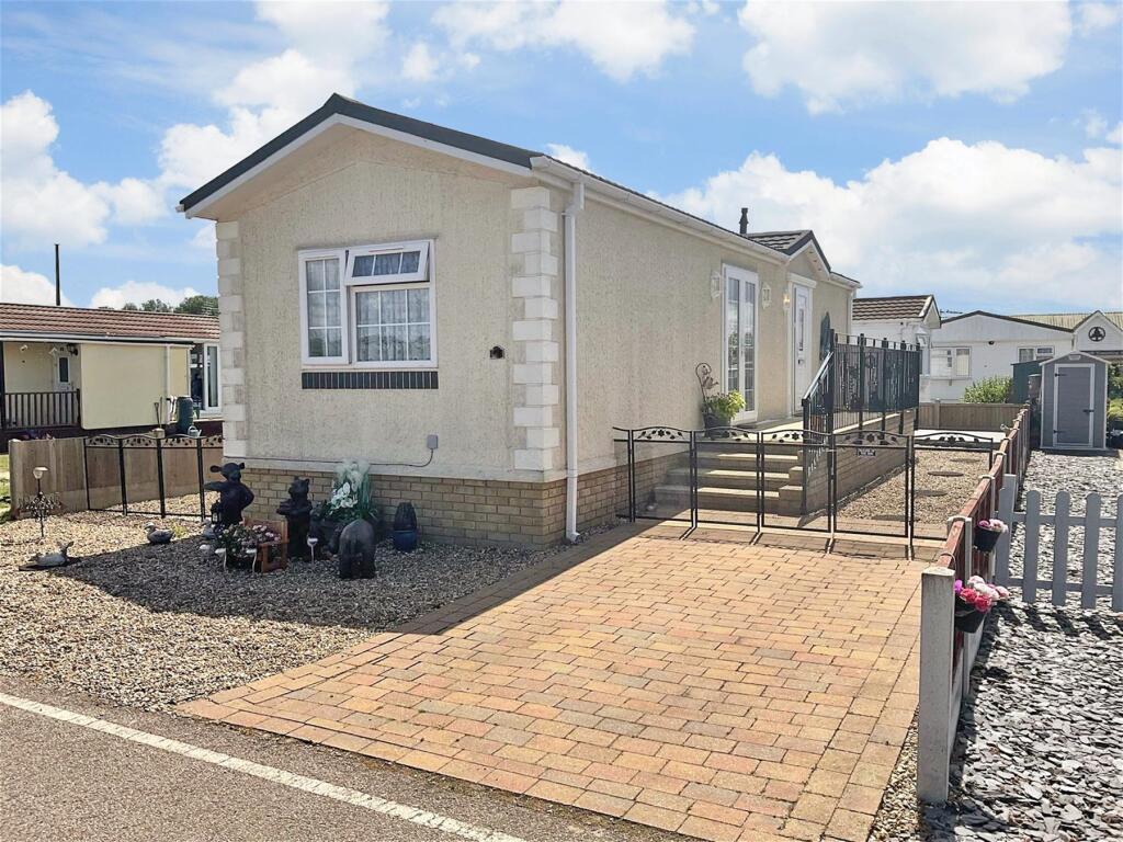 Main image of property: Lower Dunton Road, Dunton, Brentwood, Essex