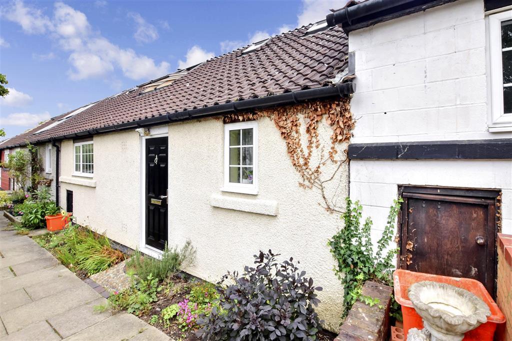 3 bedroom terraced house for sale in Debden Green, Langdon Hills