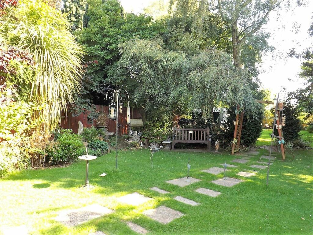4 bedroom detached house for sale in Westmead Avenue, Wisbech, PE13
