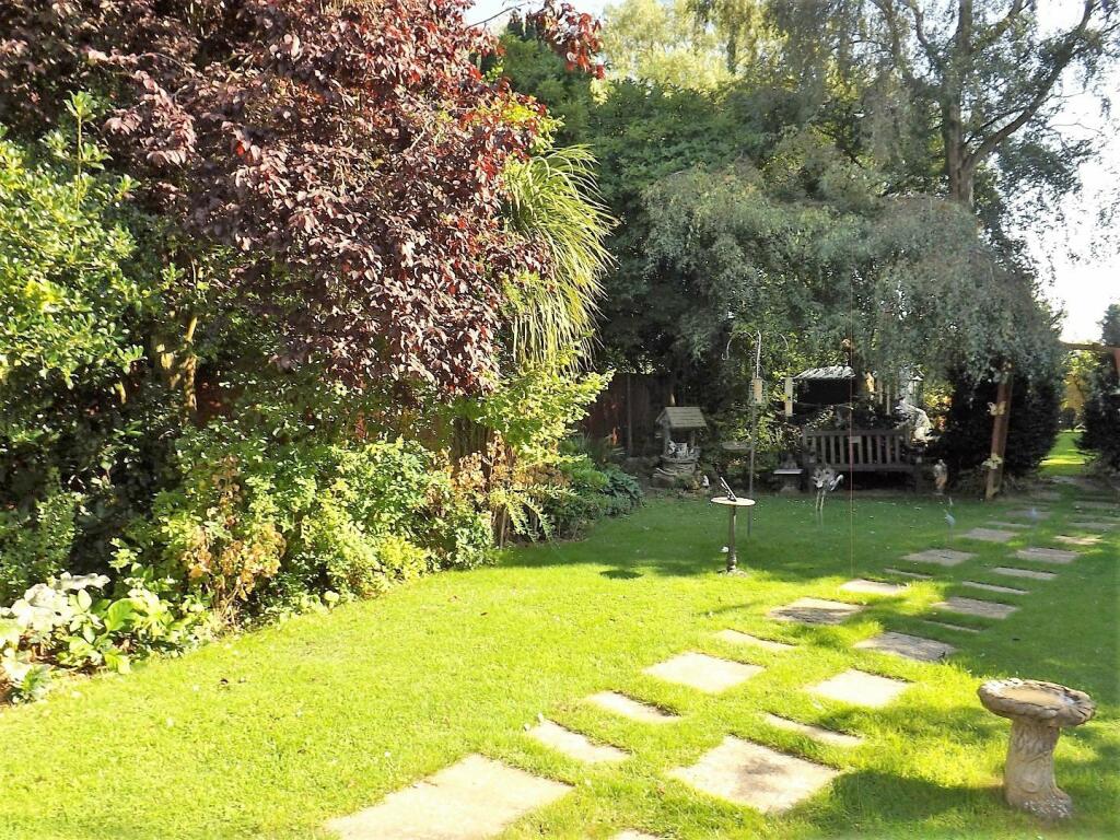 4 bedroom detached house for sale in Westmead Avenue, Wisbech, PE13