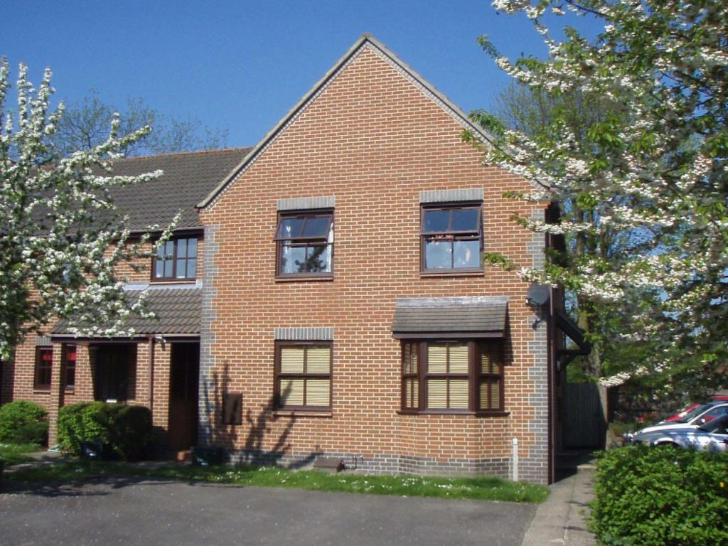 Main image of property: Milton Heights, Abingdon, OX14